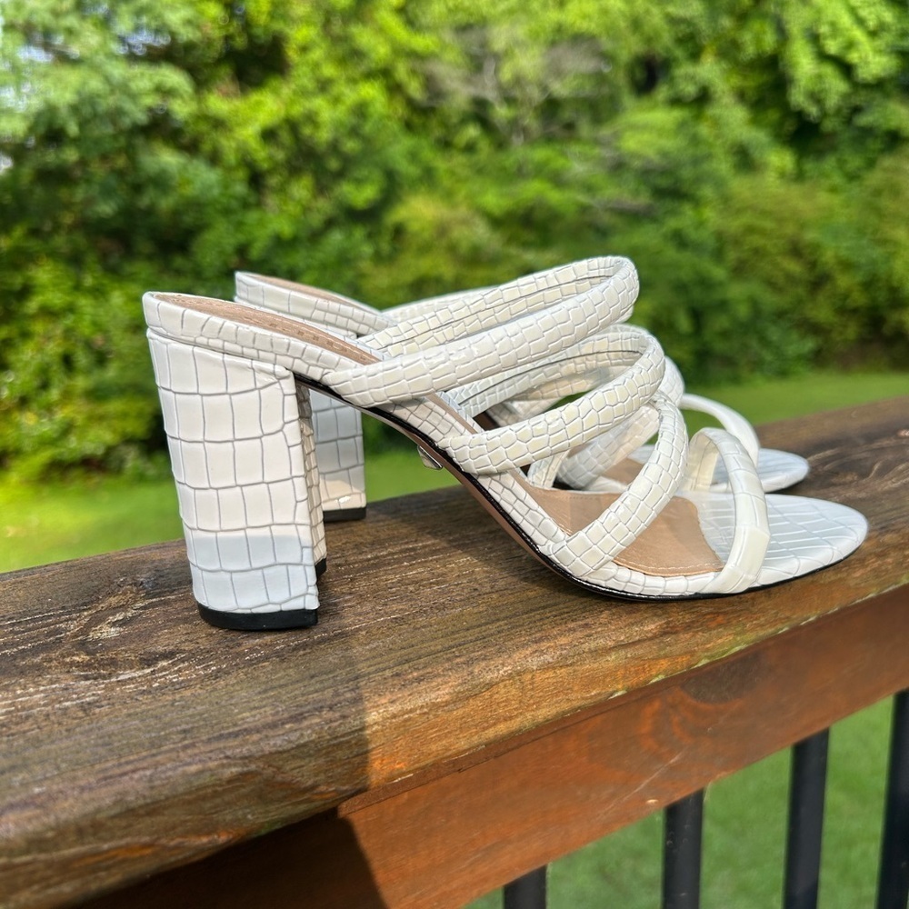 Schutz Felisa Block white scrappy slide Heel